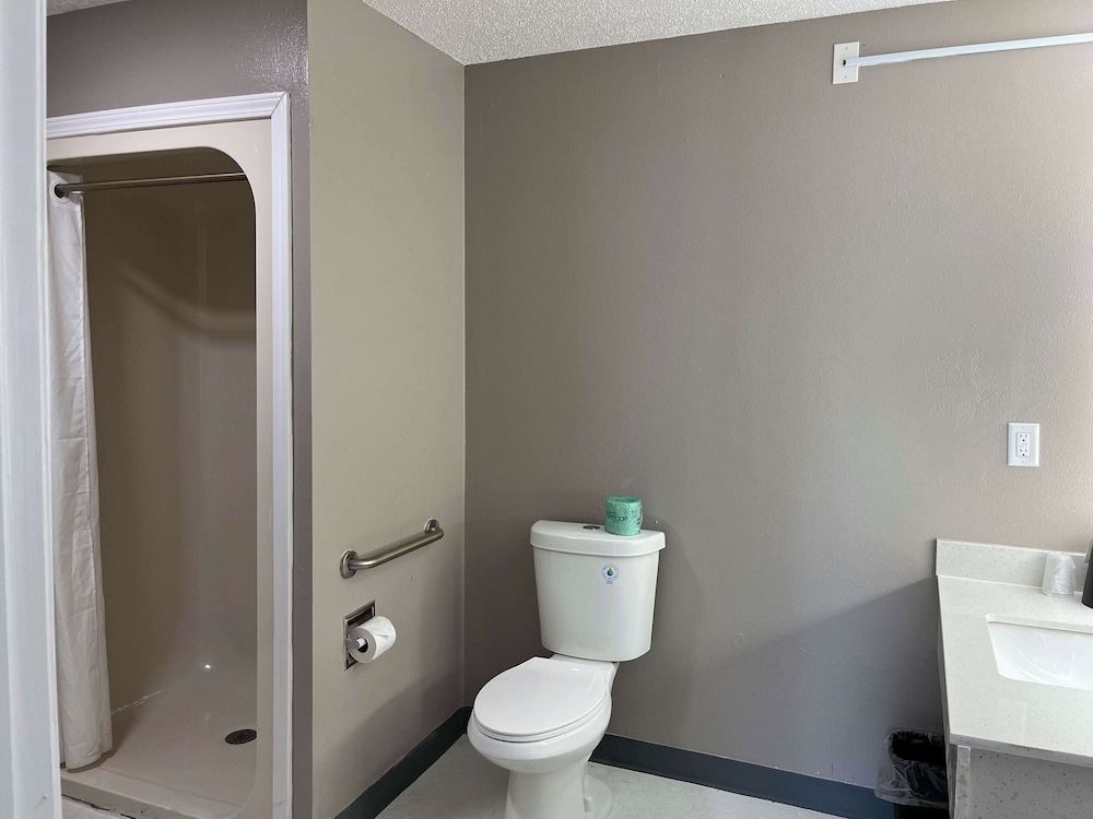 Studio6 Suites Lafayette, IN 18/21