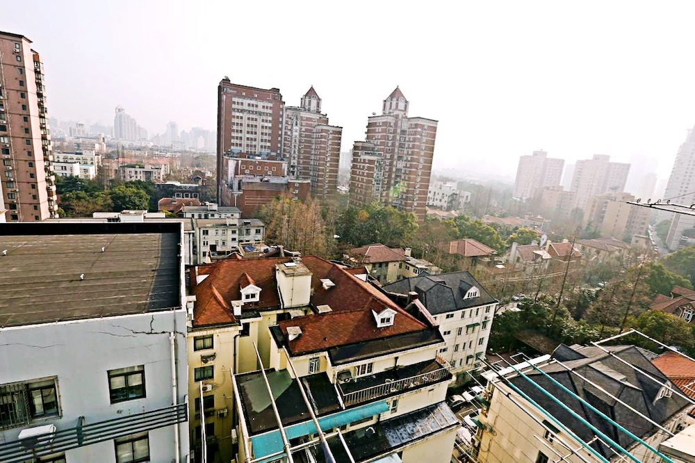 Jy Distributed Theme Hotel Apartment 67/71