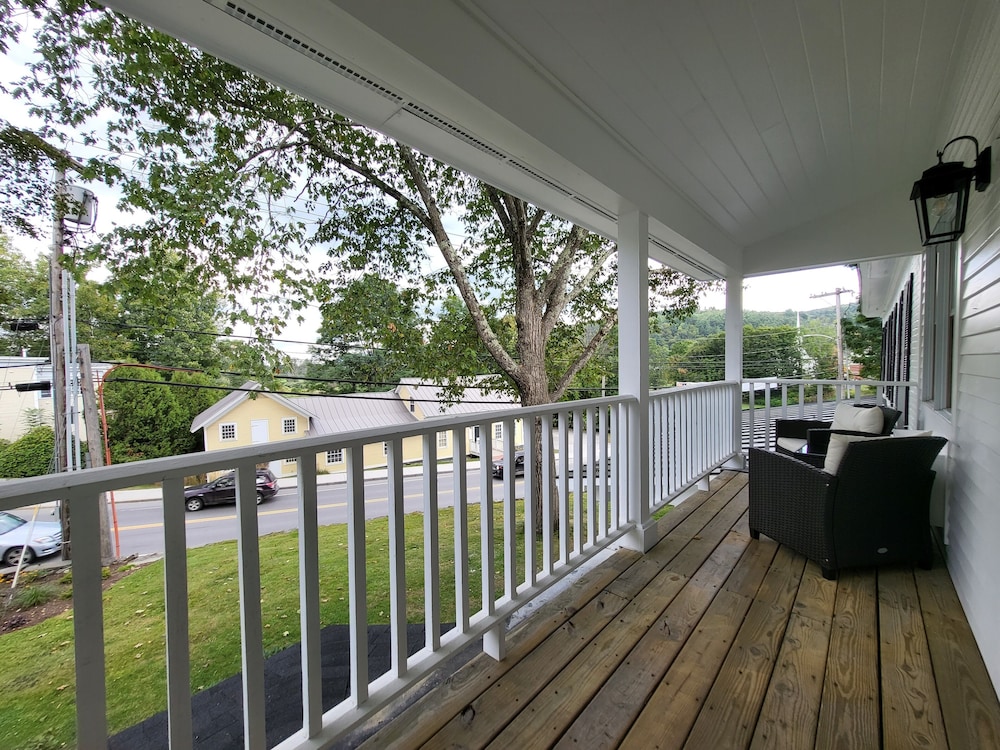 The Stowe Inn 52/64