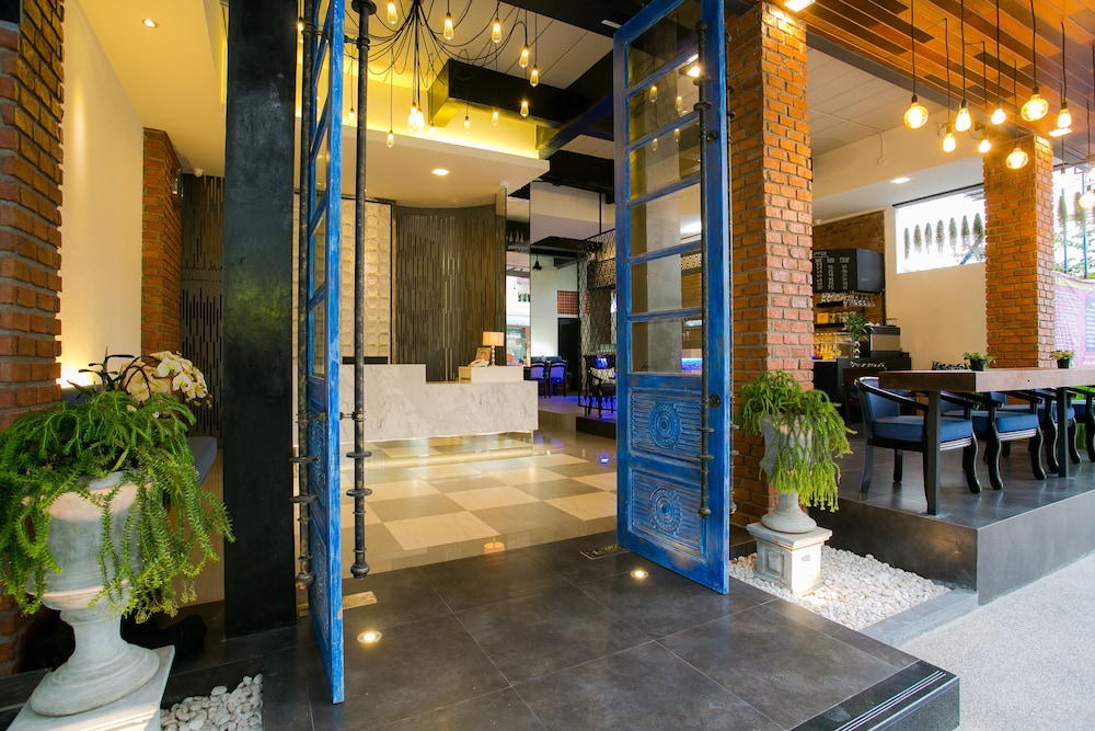 The House Patong 6/43