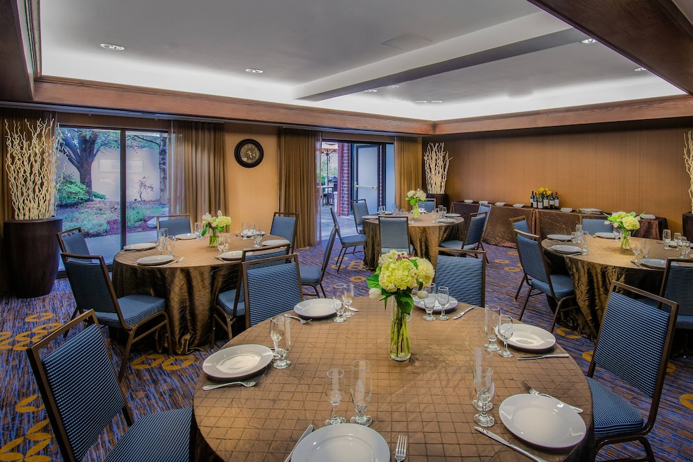 Courtyard by Marriott Denver Southwest-Lakewood 16/21