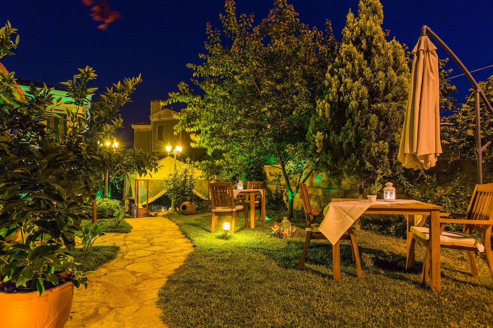 Cunda Esen Hotel 39/50
