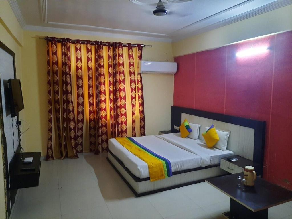 Hotel Krishna International 5/25
