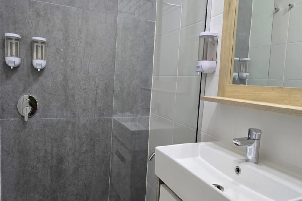 Ramada Residences by Wyndham Puerto Madryn CQ Gales 51/54