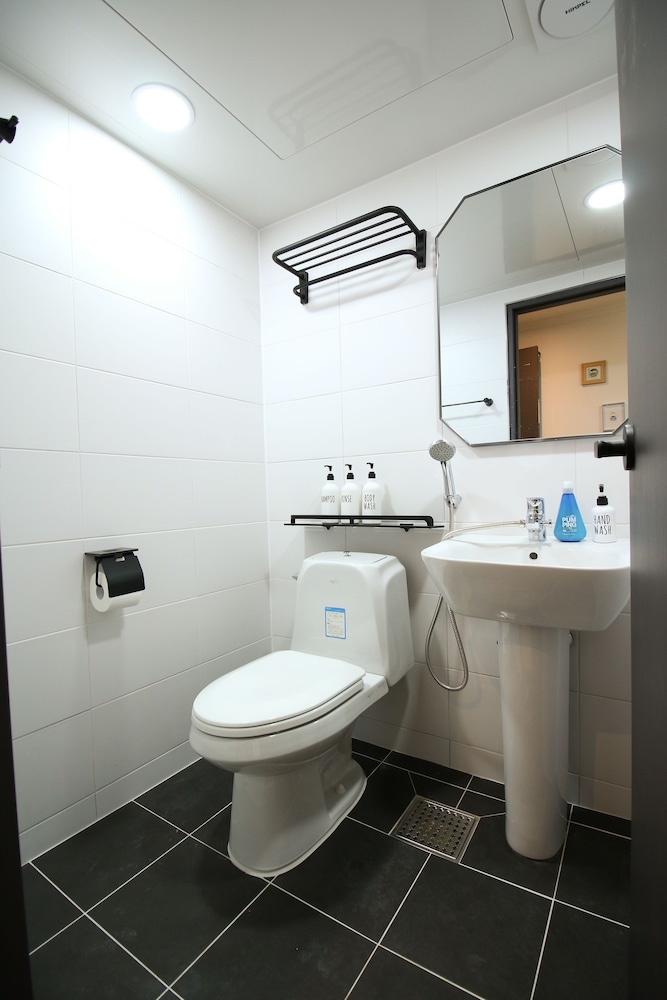 Heima Guesthouse Hongdae 22/26