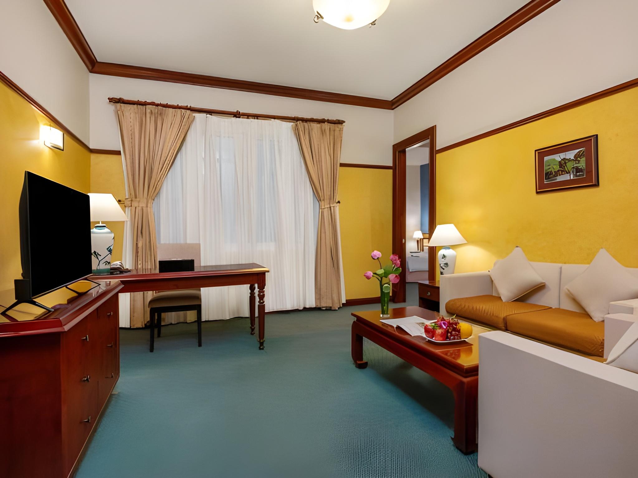 Inner, Junior Suite