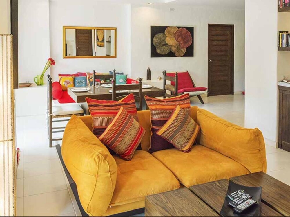 Away Las Tortugas Beachfront 20/50