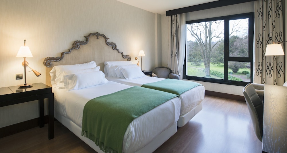 Palacio de Aviles Affiliated By Melia 13/50
