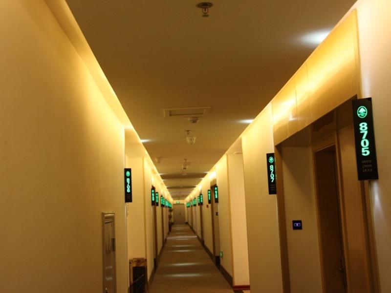 GreenTree Inn Zaozhuang High-speed Train Station Express Hotel 16/31