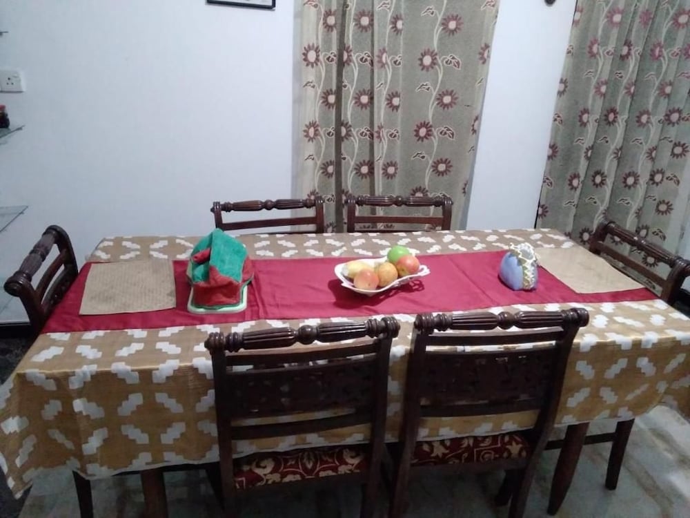 Rock Cascade Home Stay 38/50