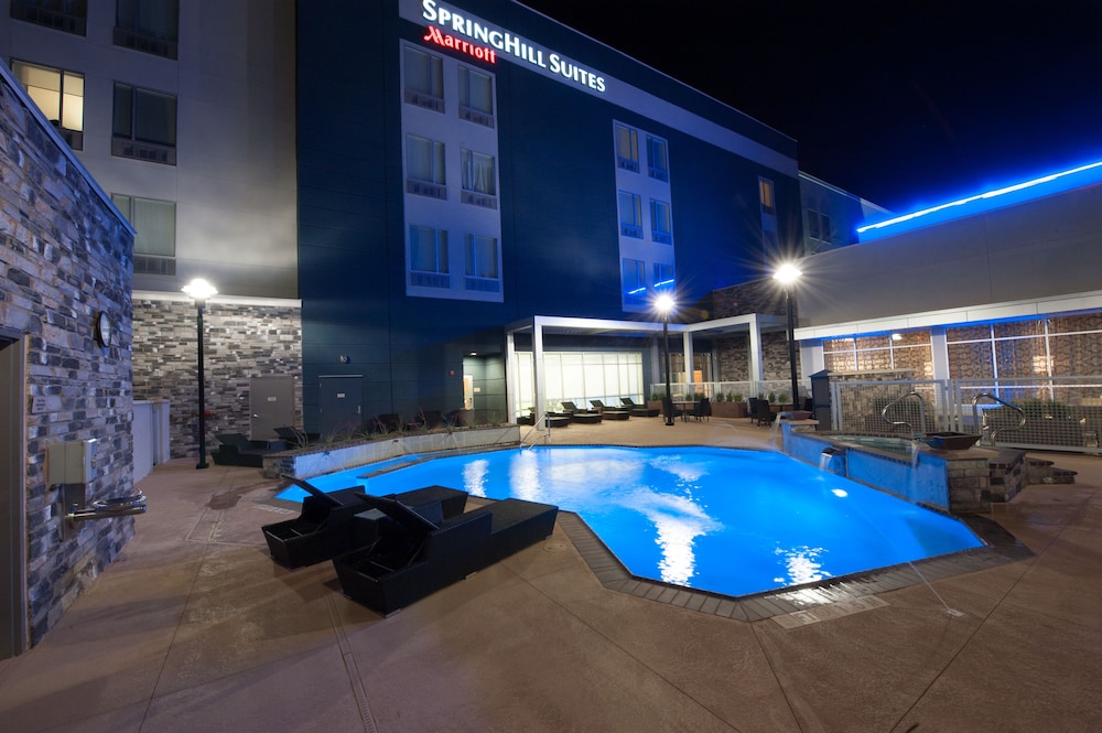 swimming pool spa