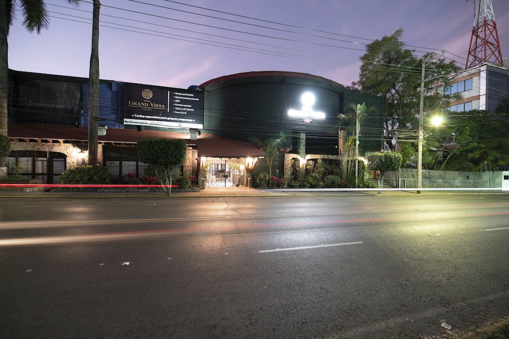 Grand Vista Cuernavaca 3/50
