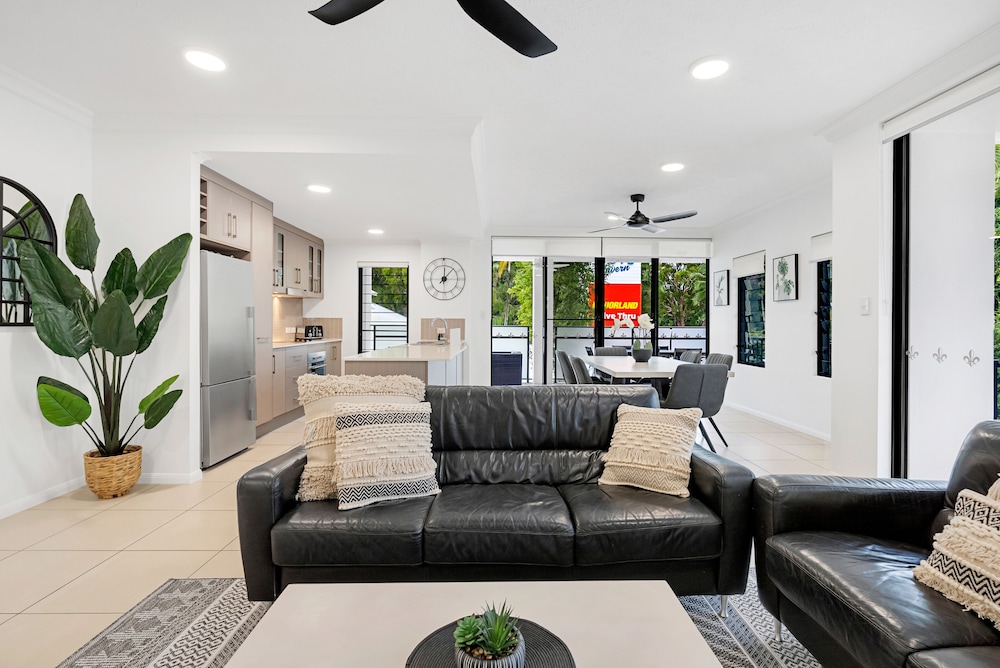 Elysium Apartments 43/68