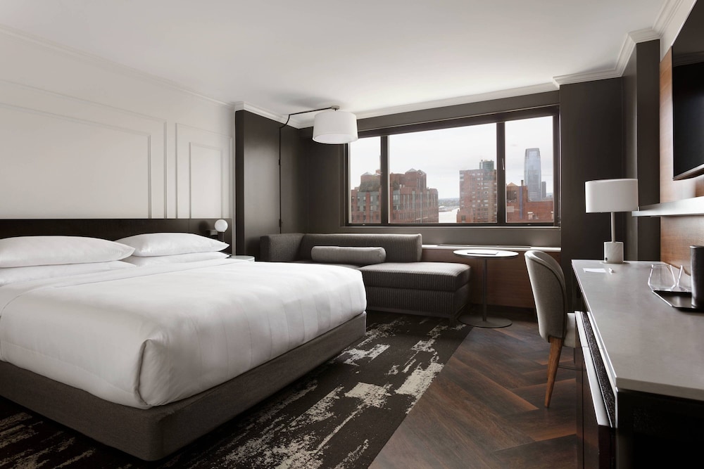New York Marriott Downtown 12/47