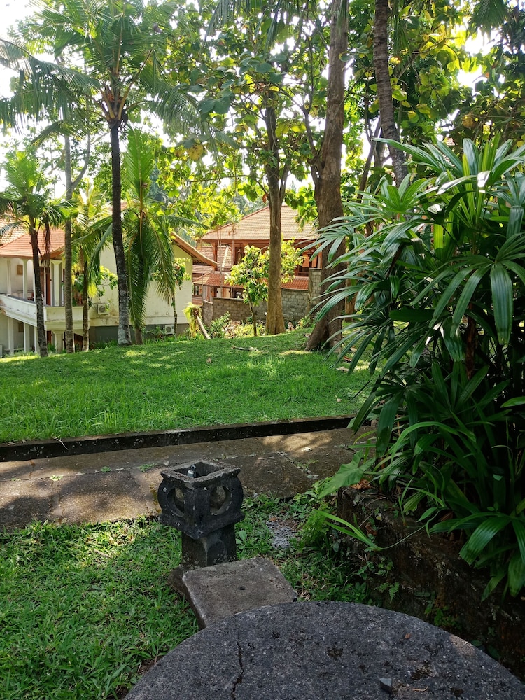 Argasoka Bungalows 71/77