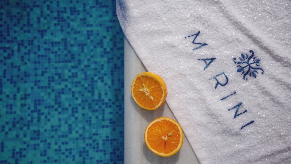 Marini Luxury Apartments And Suites 43/75