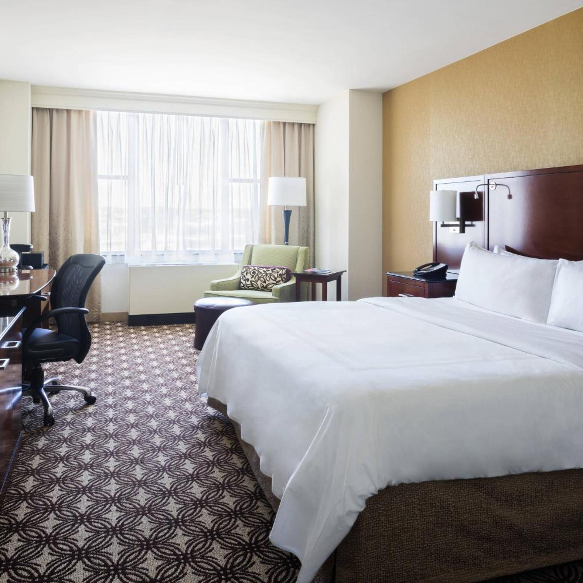 Room, King Bed, High Floor