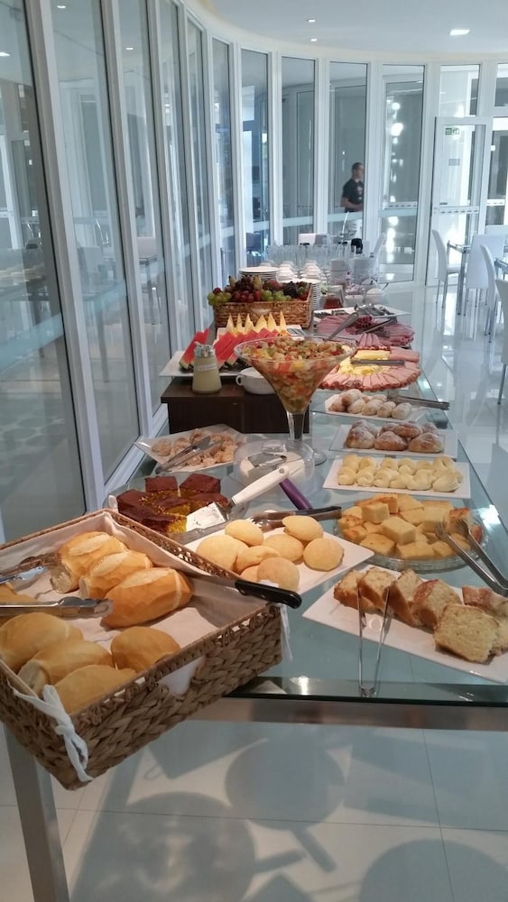 Kamur Plaza Hotel 15/41