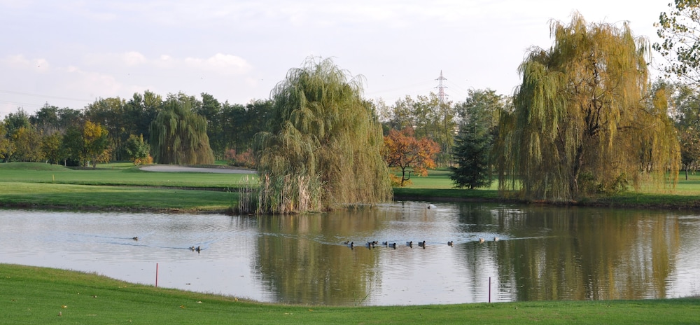 Golf Hotel 29/45
