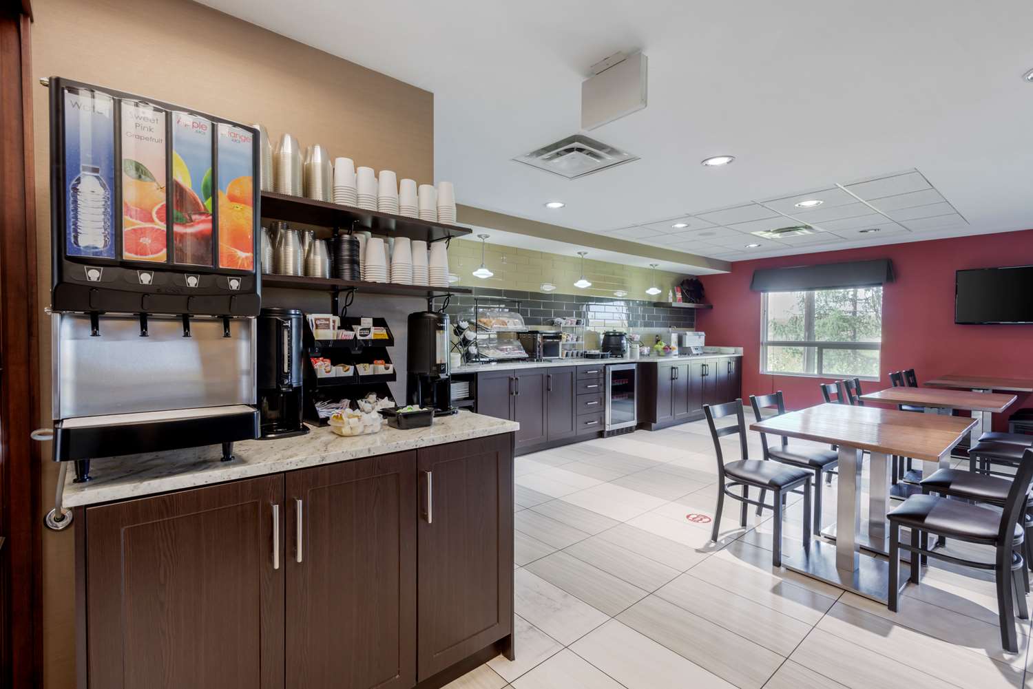 restaurant cafeteria