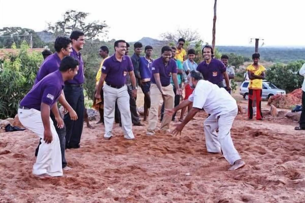 KADAMBAVANAM ETHNIC RESORT 23/42