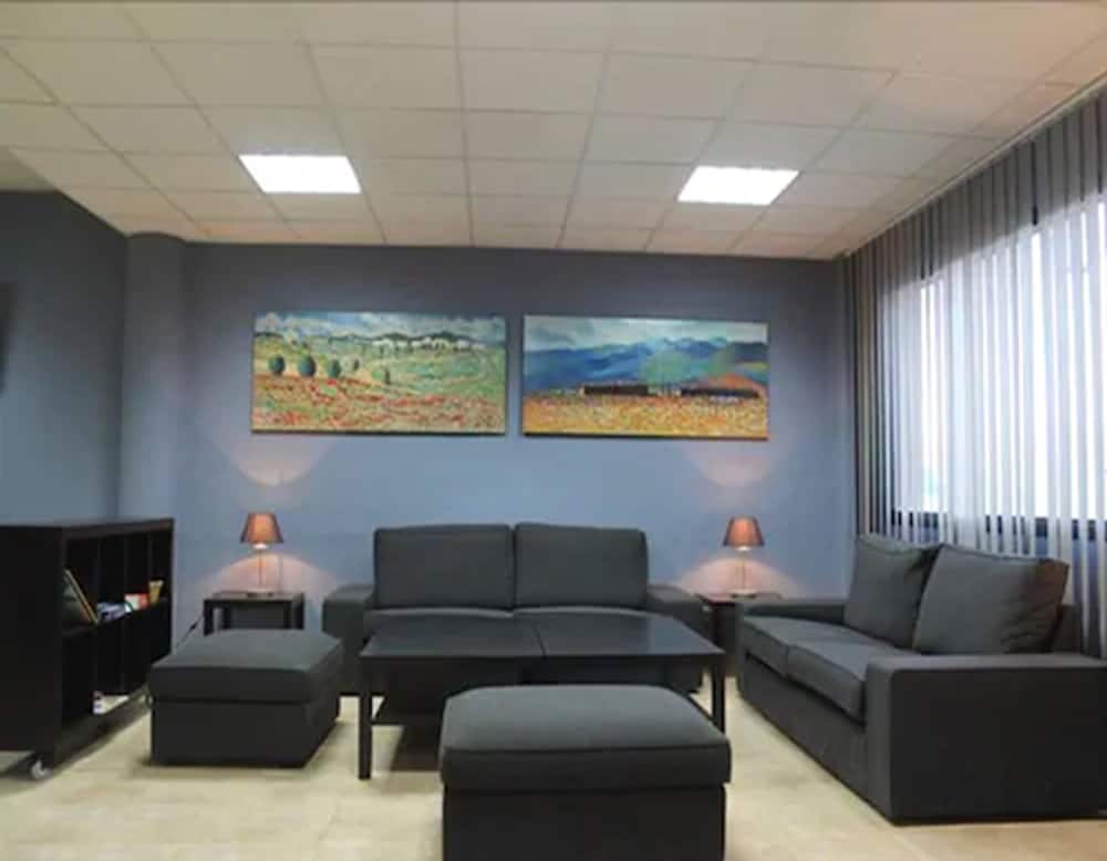 El Tollo Hotel Restaurante 19/40