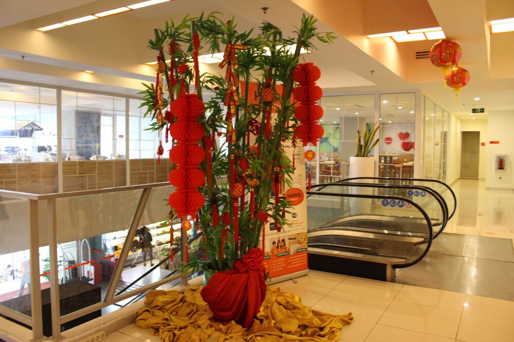 Harris Hotel Pontianak 8/50