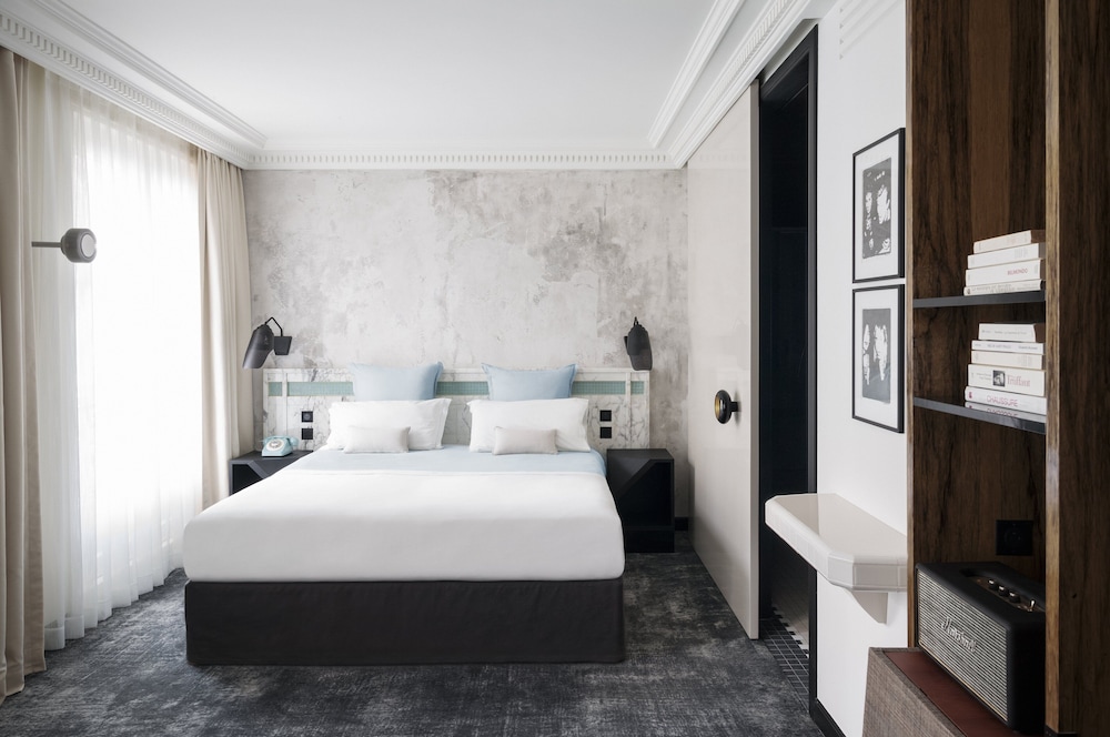 Hotel Les Bains Paris 15/77