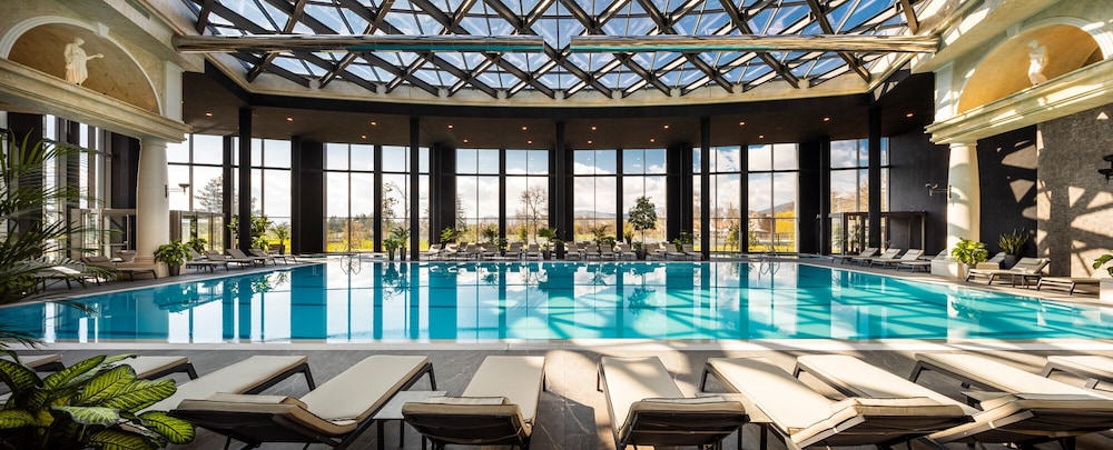 Kings' Valley Medical & Spa 20/50