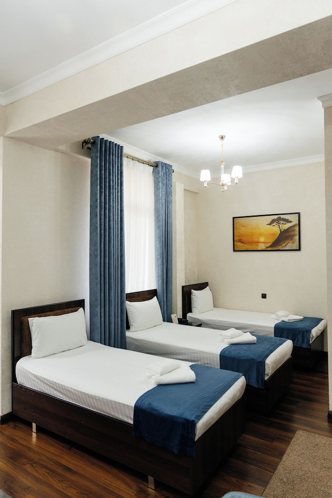 Ravan Hotel Tashkent 25/58