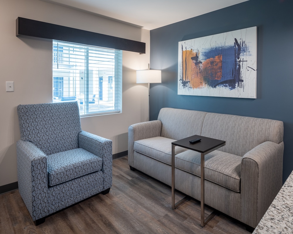 stayAPT Suites Alexandria-Fort Belvoir 18/37