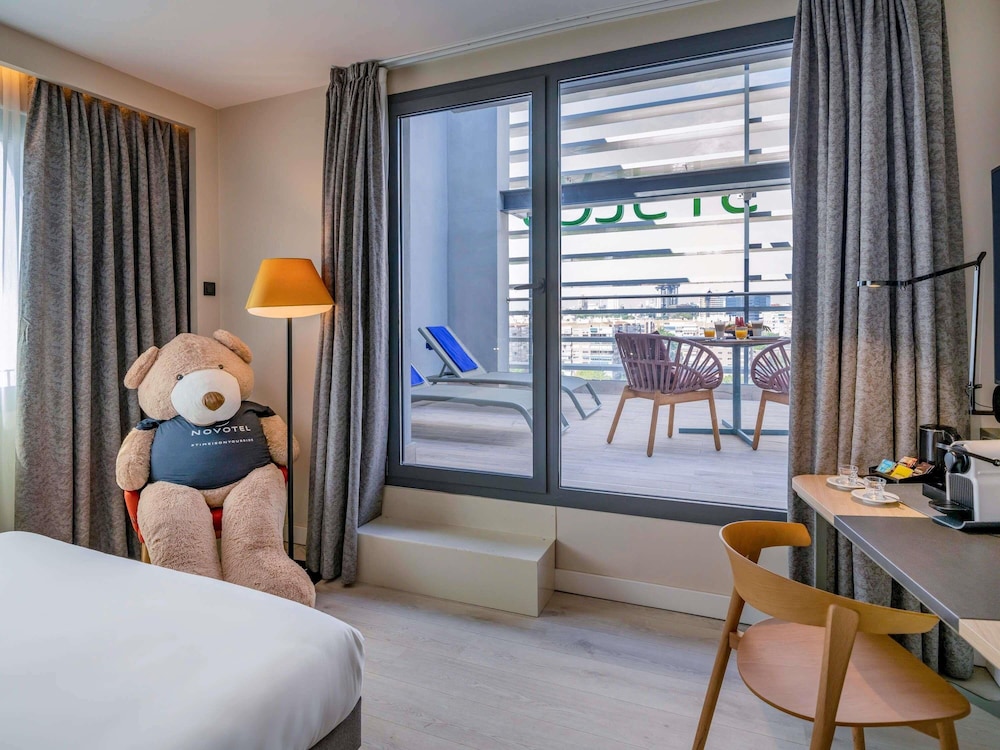 DELUXE, DOUBLE BED, TERRACE