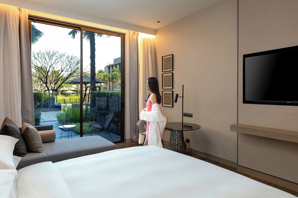 Deluxe, 2 Double Beds, Garden View