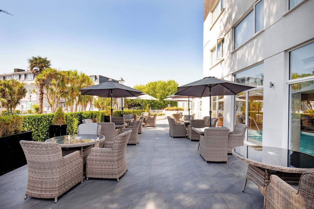 Belgrave Sands Hotel & Spa 41/47