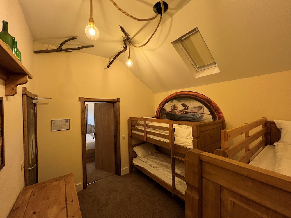 Gullivers Resort Matlock Bath 33/49