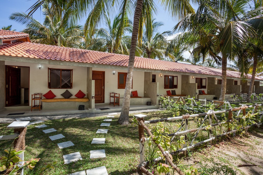 De Silva Palm Resort 40/50