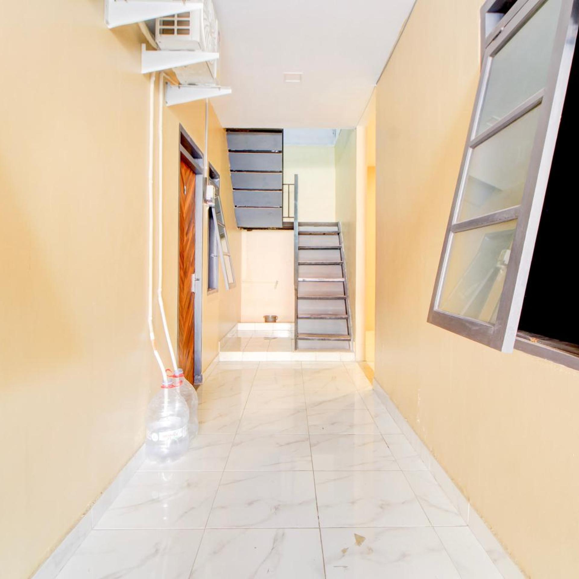 Hotel O Stasiun Tegal Near Alun-Alun Formerly Ameera Guest House 26/33