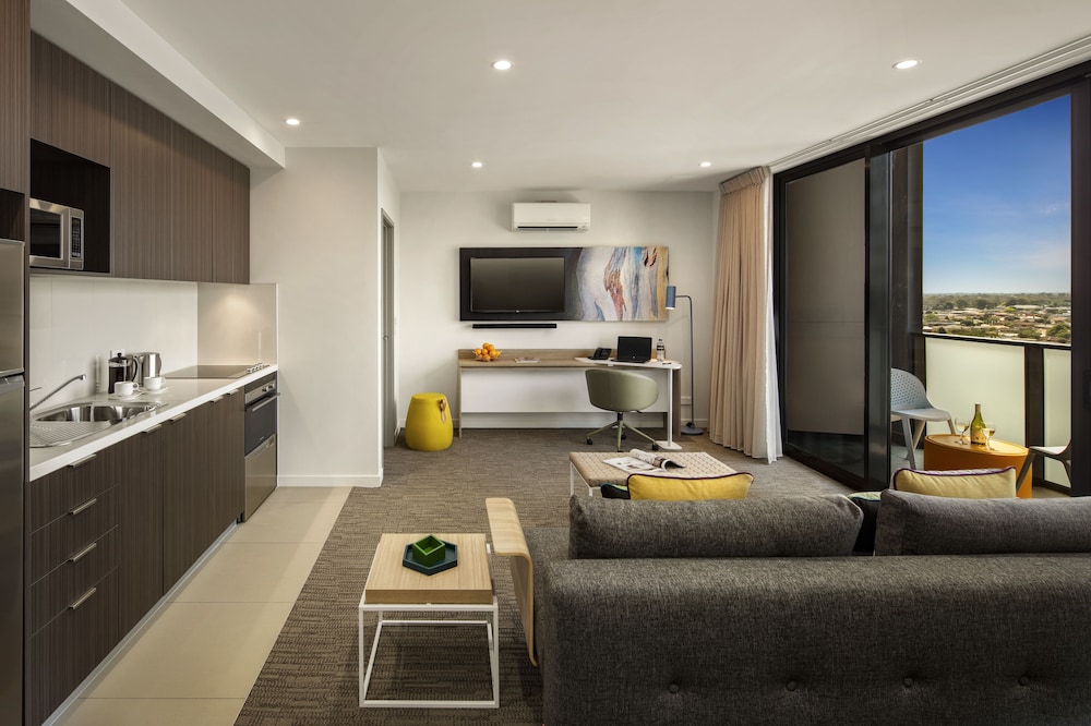 Quest Dandenong Central 16/32