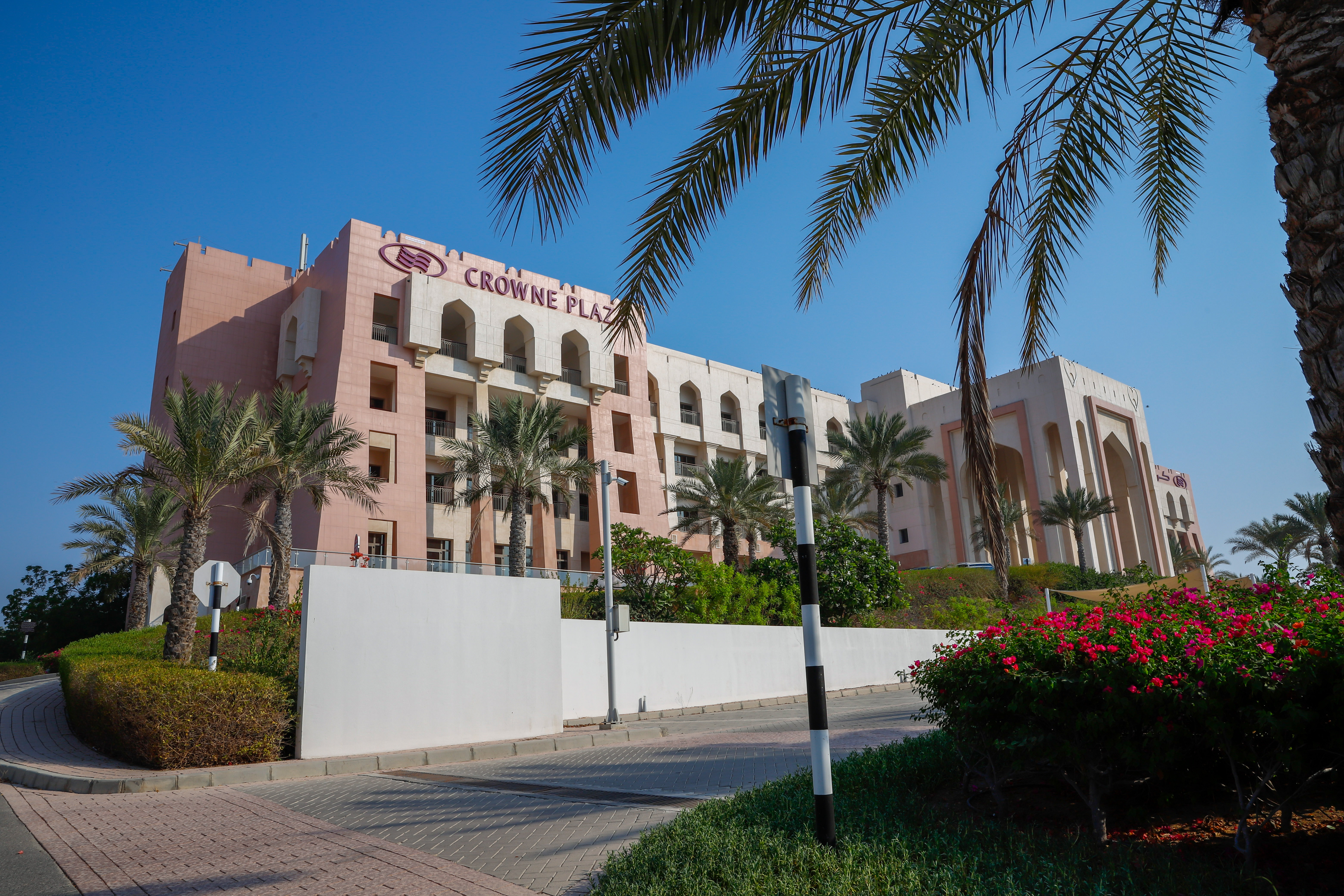 Crowne Plaza Sohar 4/81