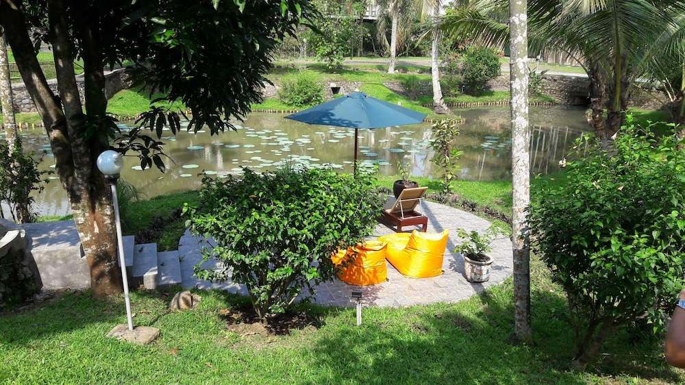 Hotel Deli River 40/50