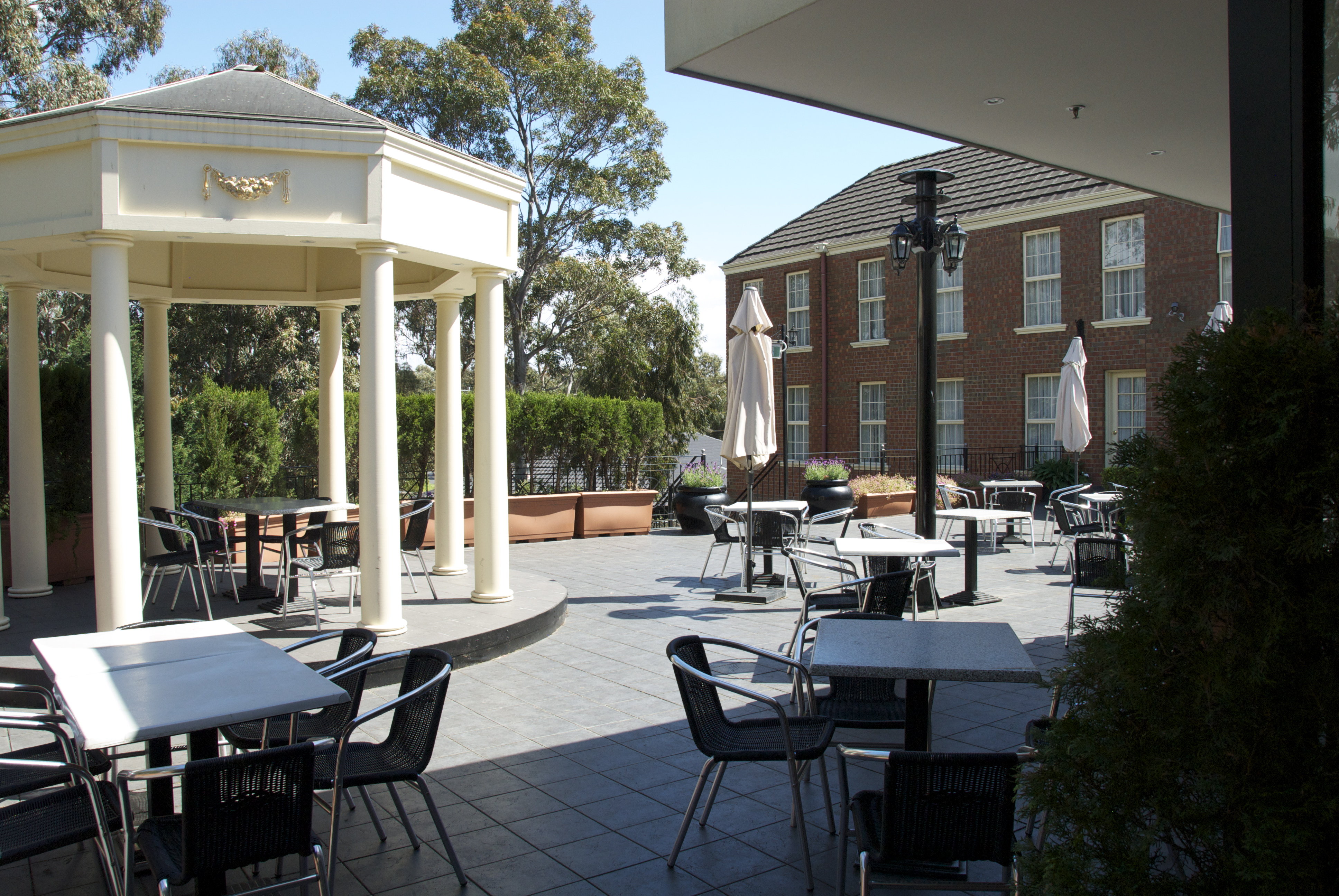 Canterbury International Hotel 18/19
