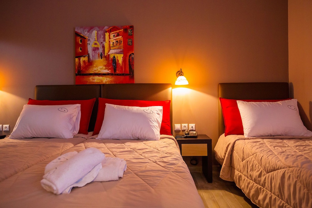 Room, Triple, City View, Kyparissia Beach 4/5