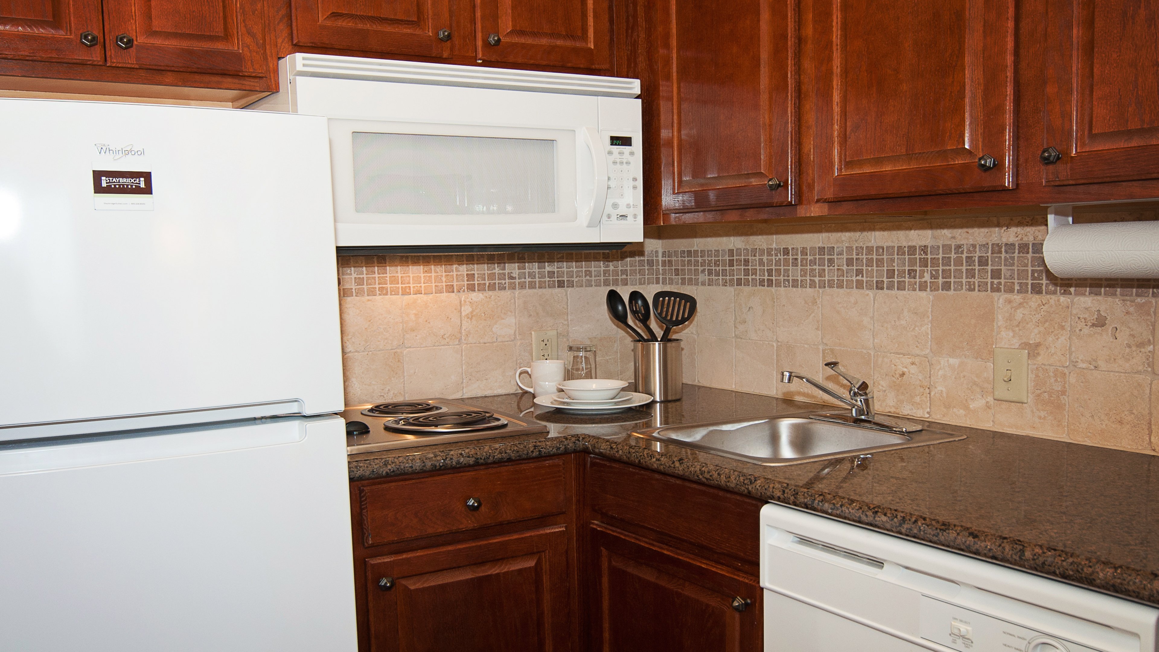 Staybridge Suites Wichita 77/79