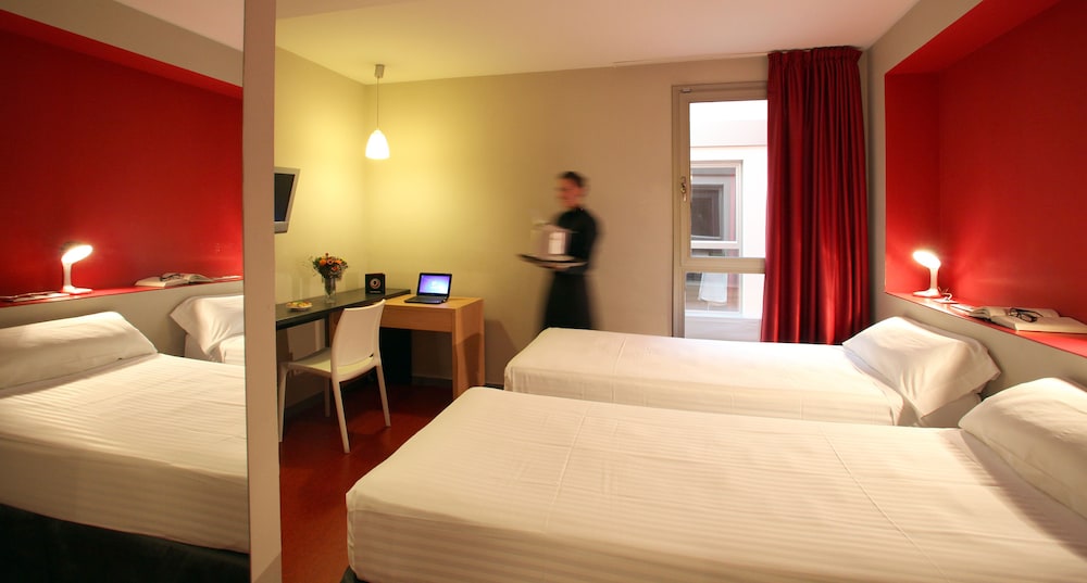 Hotel Ciutat Vella 8/27