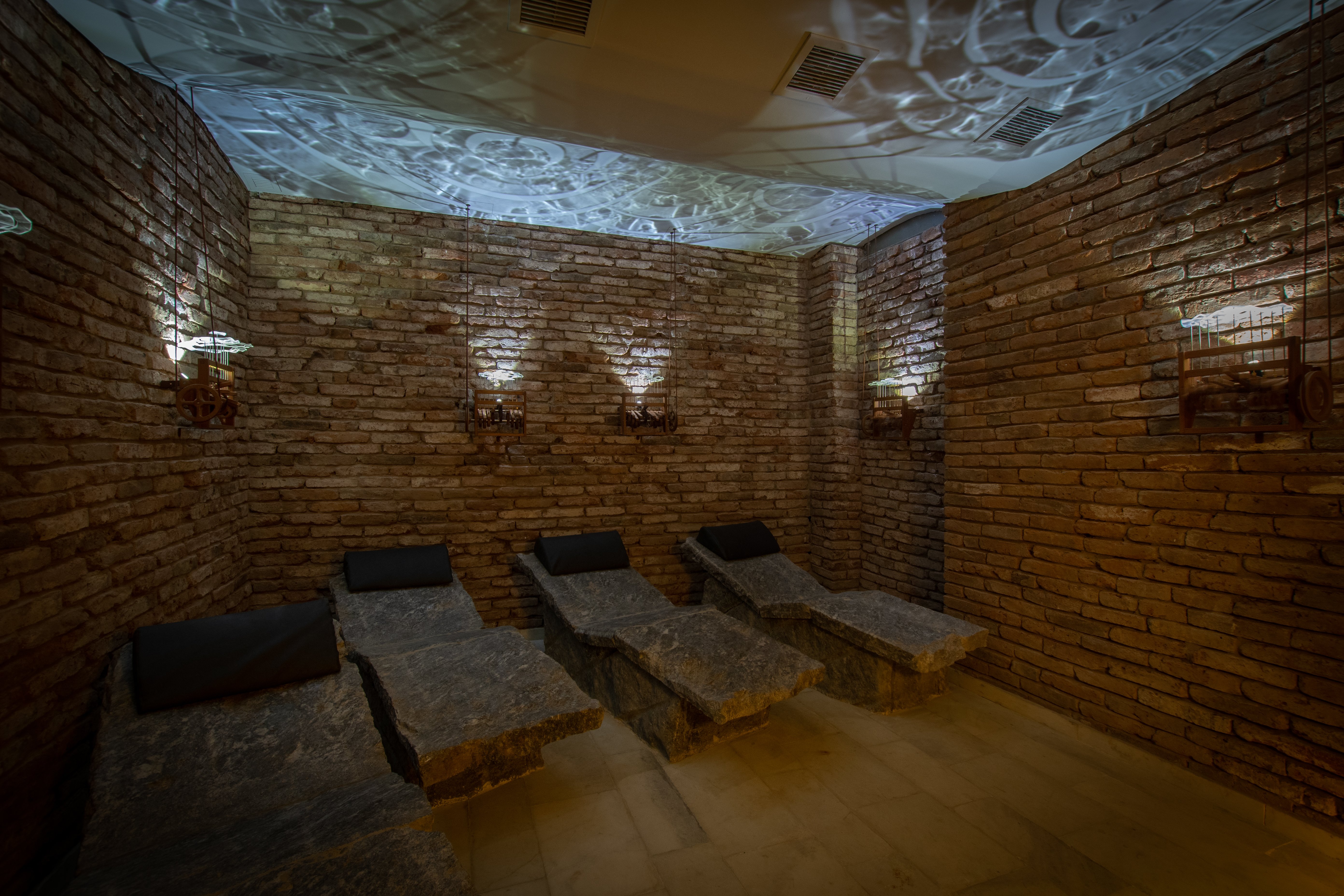 Azur Real Boutique Hotel 33/55