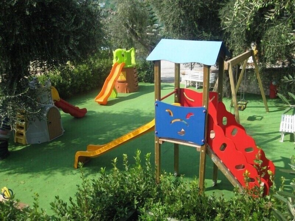 Villaggio Turistico Defensola 35/65