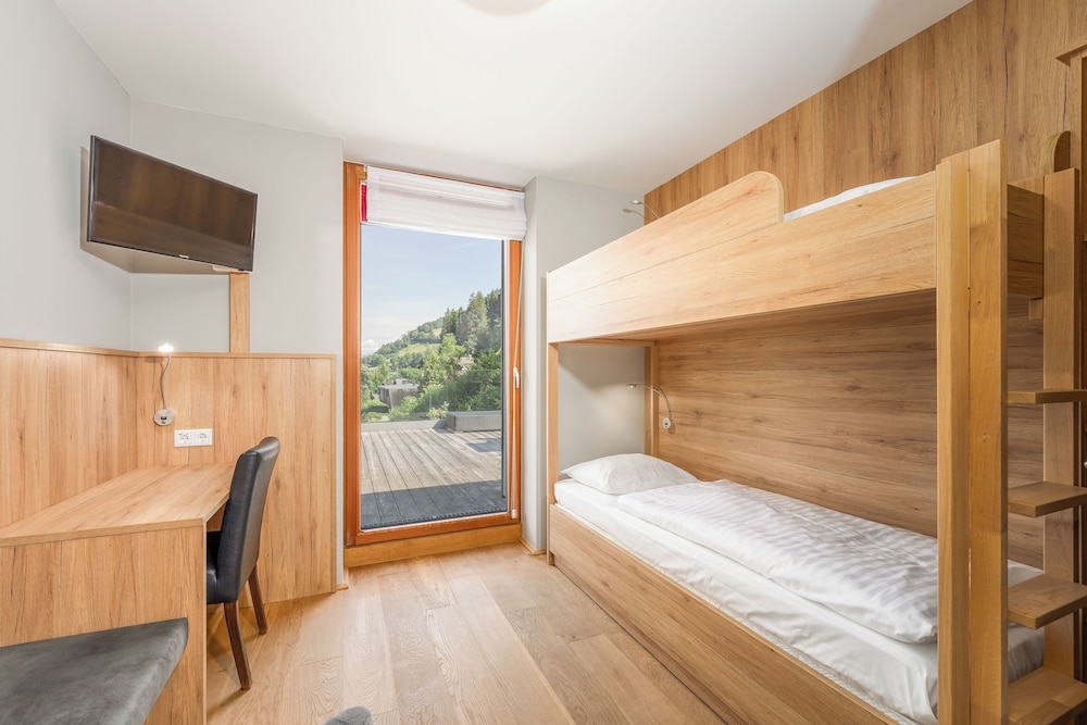 3 Bedrooms, Superior, Penthouse, 2 Double and Twin Beds