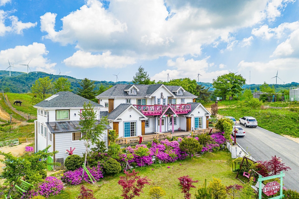 Pungcha & Herb Pension 44/50
