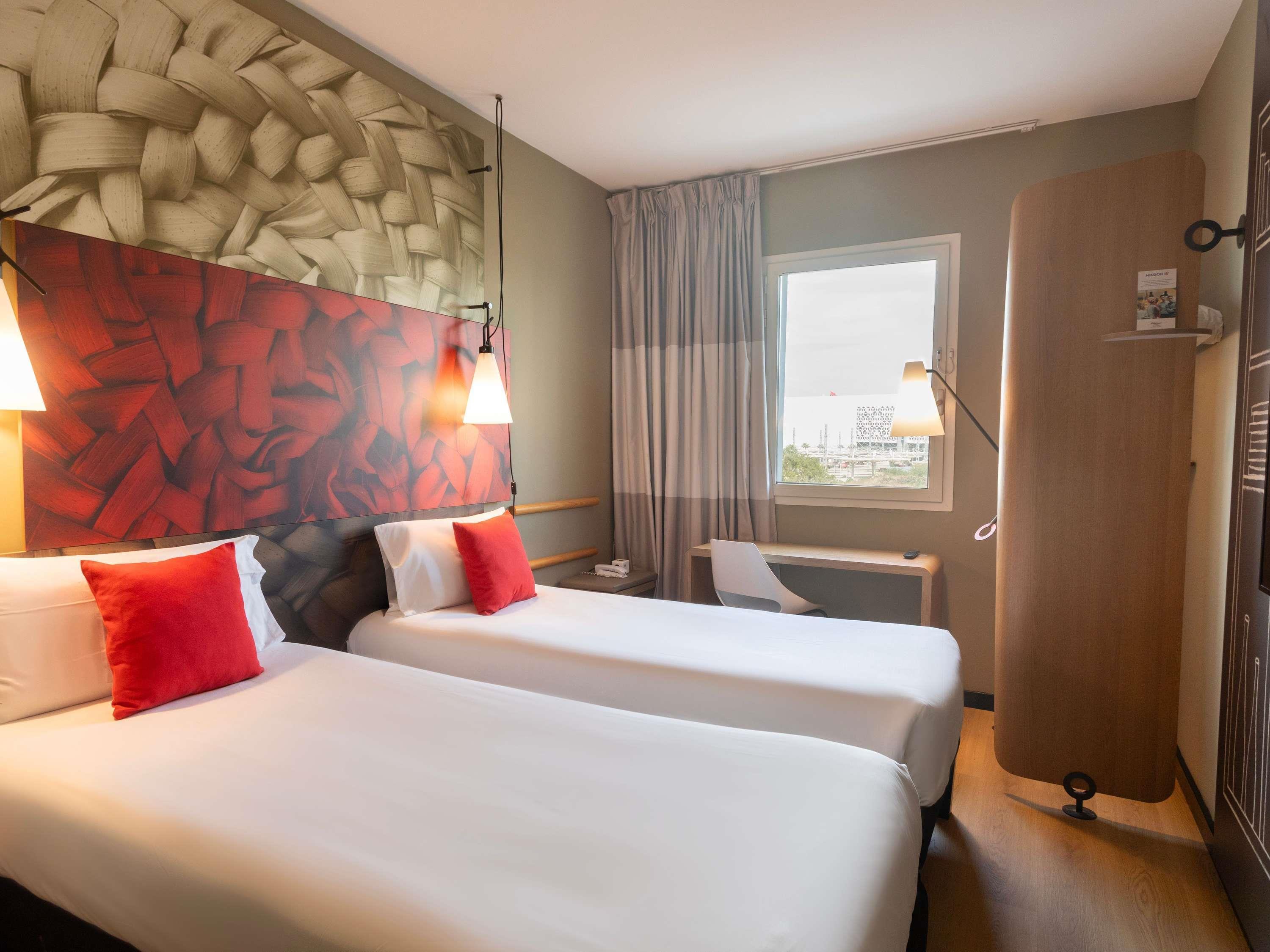 STANDARD, TWIN BEDS