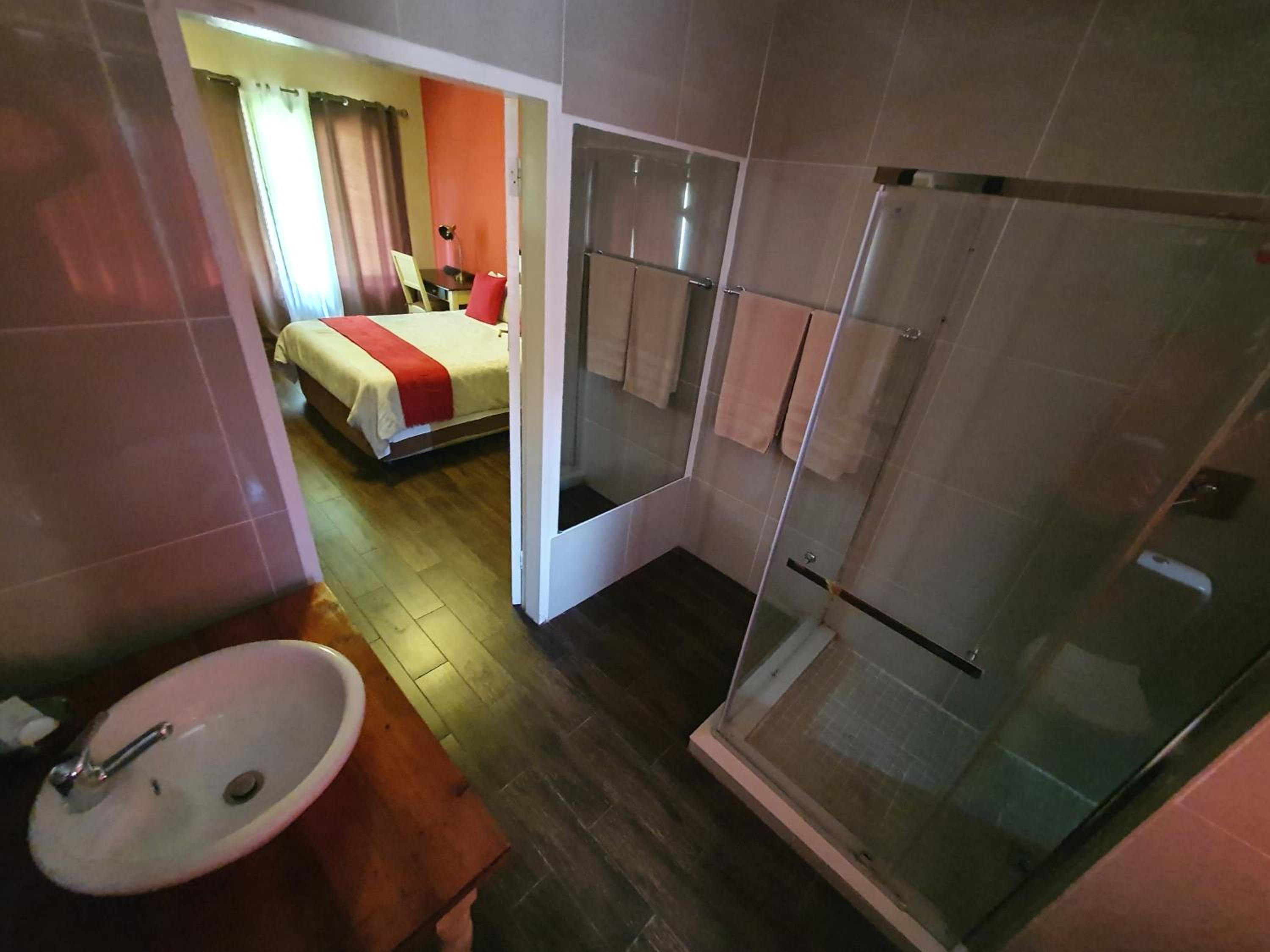 Silverstone Guest House 25/26
